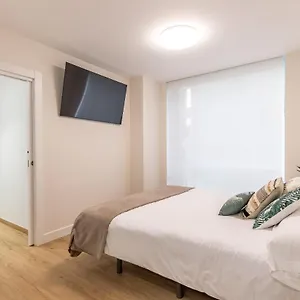 https://nuevo-y-luminoso-en-plaza-moyua.sansebastianhotels.net