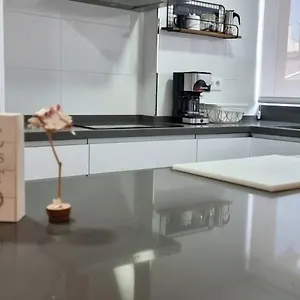 https://absolu-almansa.hotelsinnerja.org